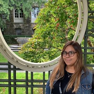 Meet your Posher, Alexandra